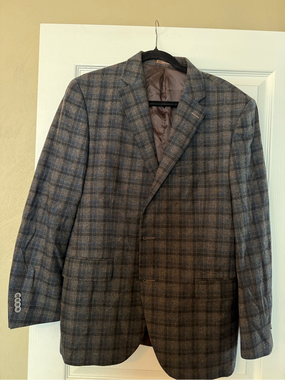 Peter Millar Men's Gray Plaid Wool& Cashmere Blazer - Classic Tailored Style
